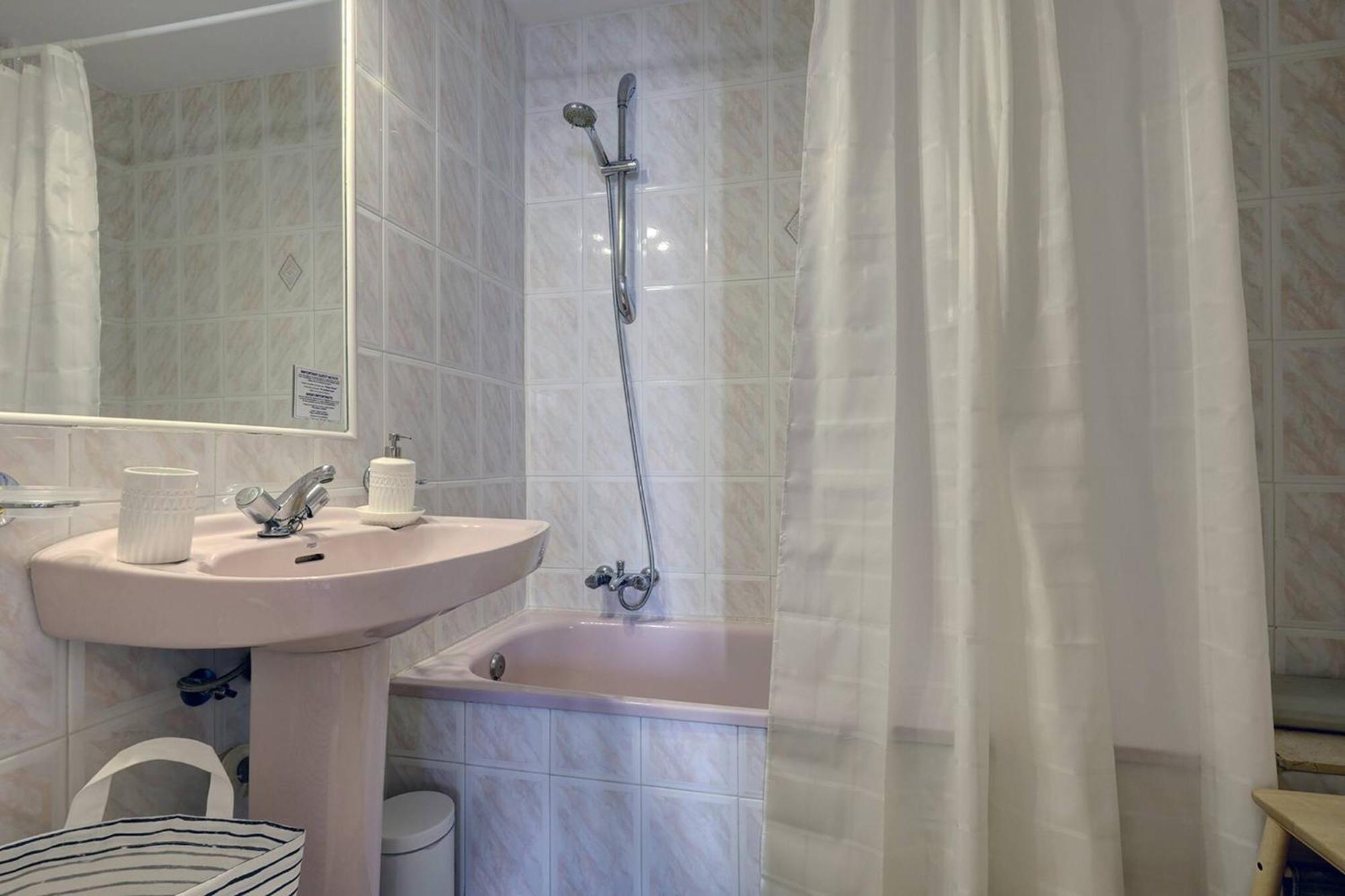 053 - Two Bed Mijas Golf Apartment In Popular Matchroom Golf Club Fuengirola Exterior photo